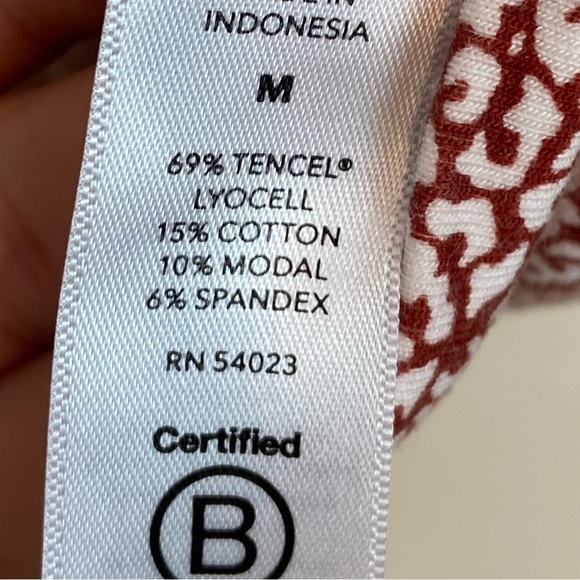 Athleta Studio To Street Mirco Cheetah Ruse Printed Sweatshirt Comfy Cozy Soft - Picture 4 of 5